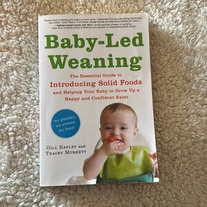 Baby-Led ✨Weaning The Essential Guide to Introducing Solid Foods